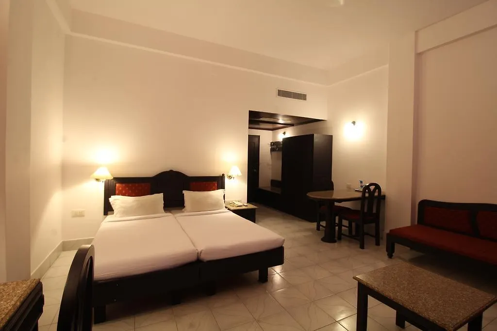 Hotel Sopanam Heritage Guruvayur